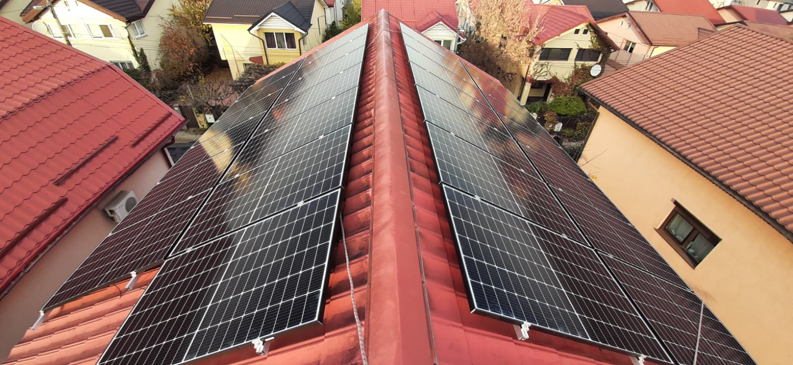 firma sisteme fotovoltaice - G&M SERVCOM